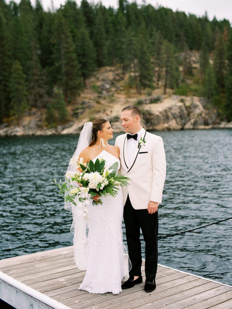 Lake Coeur d’Alene // Tropical Glam Wedding in Idaho