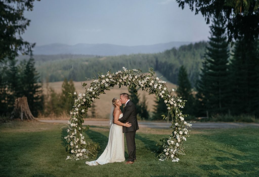 Leanne and Jason’s guest ranch wedding in Sandpoint, Idaho